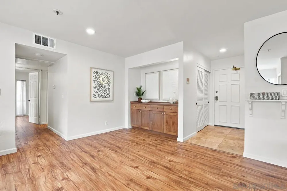 5645 Friars #384 San Diego, CA 92110