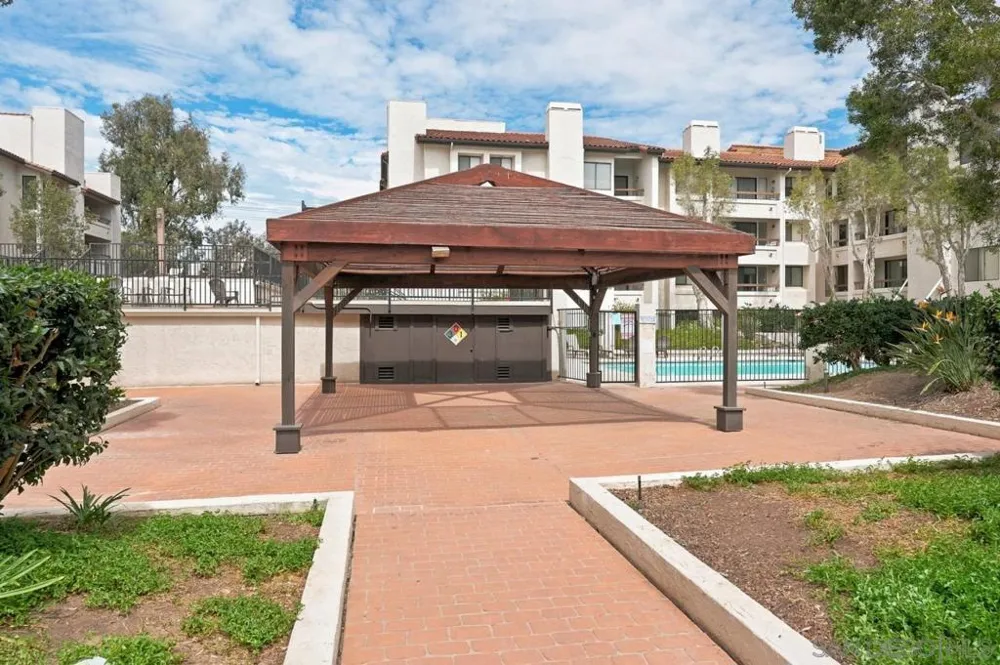5645 Friars #384 San Diego, CA 92110