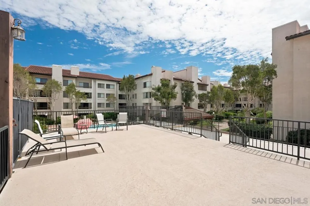 5645 Friars #384 San Diego, CA 92110