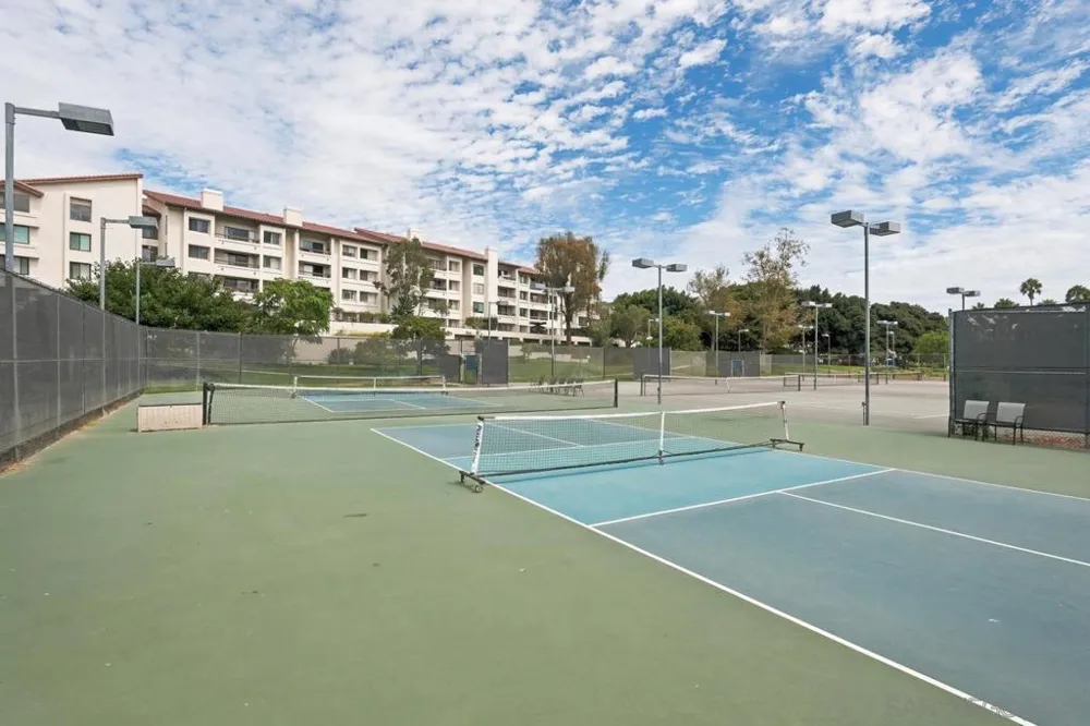5645 Friars #384 San Diego, CA 92110