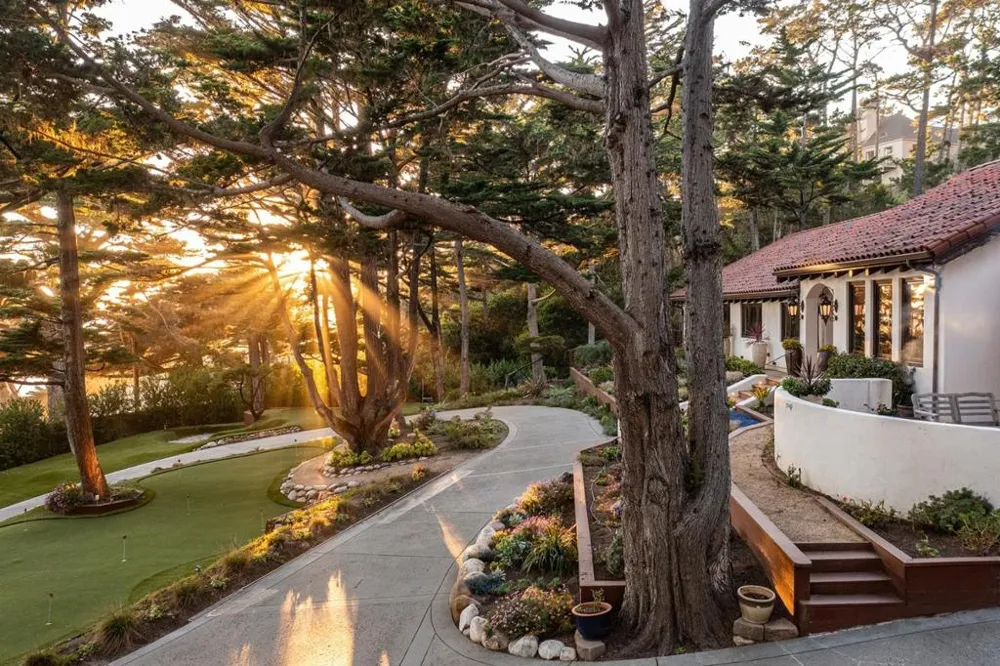 3217 17 Mile Drive Pebble Beach, CA 93953