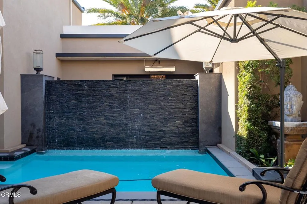4490 Eastbourne Bay Oxnard, CA 93035