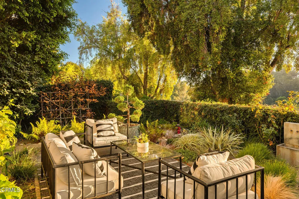 200 Arroyo Terrace Pasadena, CA 91103