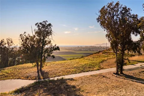 2 Castle Bluff Road