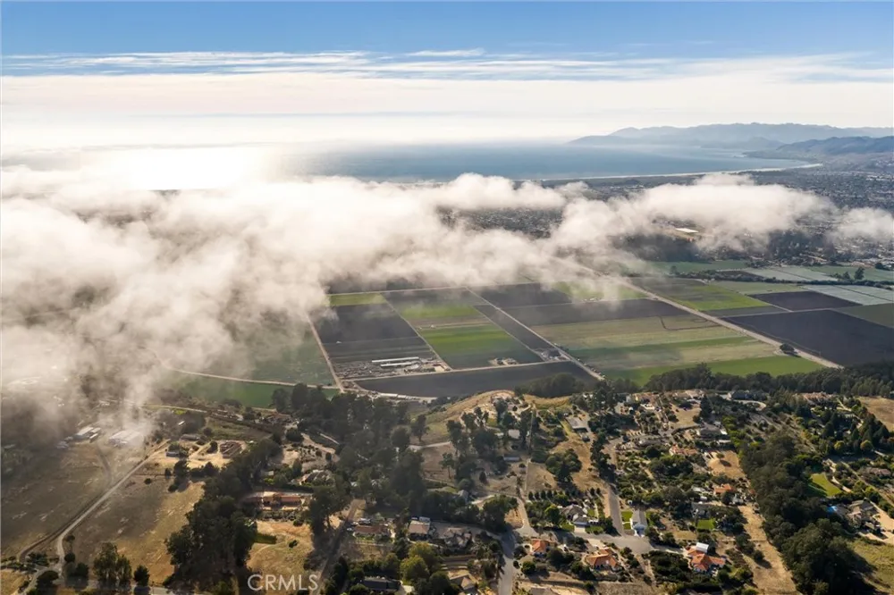 2 Castle Bluff Road Arroyo Grande, CA 93420