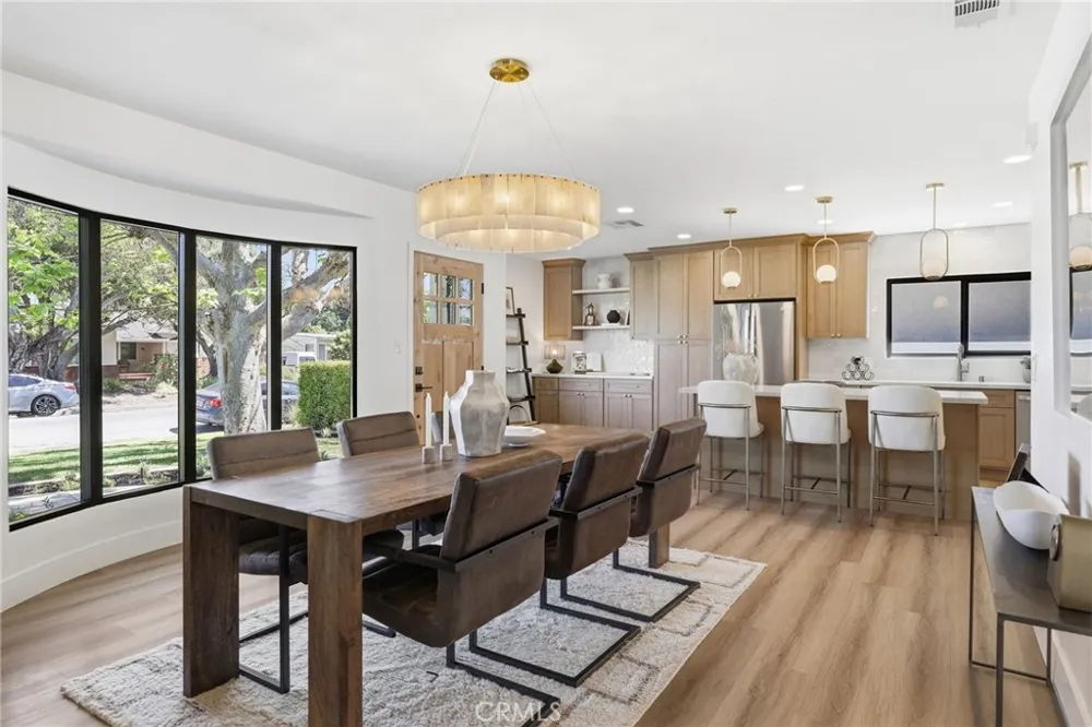 4529 Pepperwood Avenue Long Beach, CA 90808