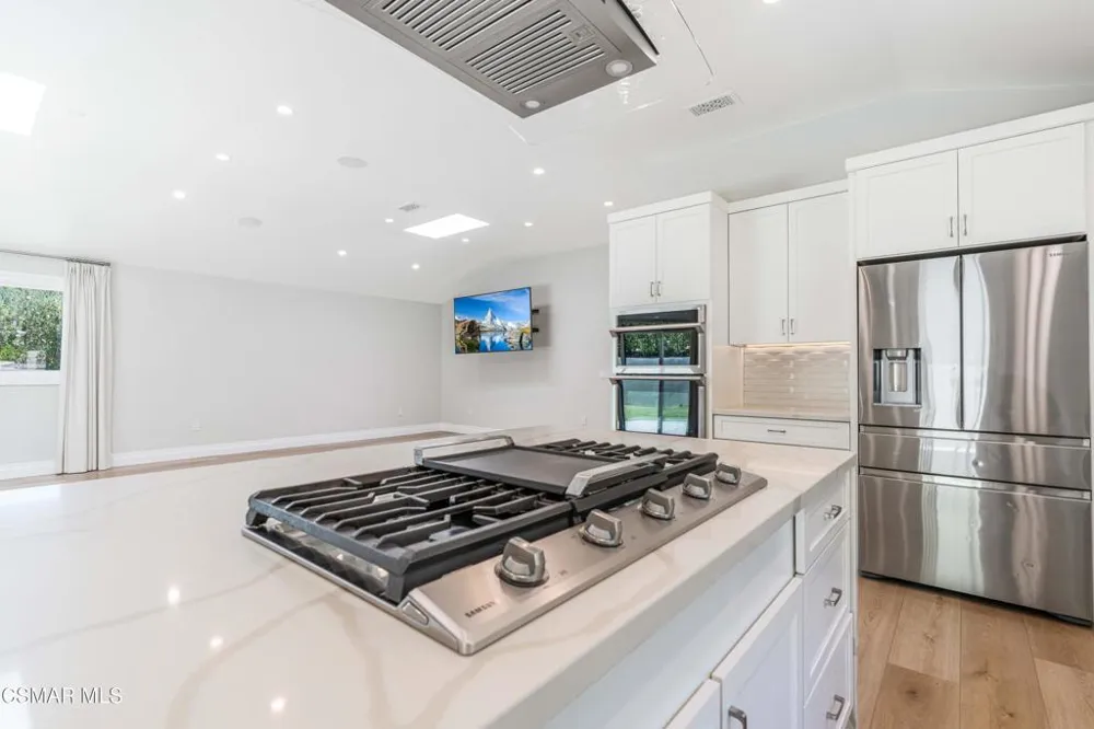 3214 Fermi Drive Topanga, CA 90290