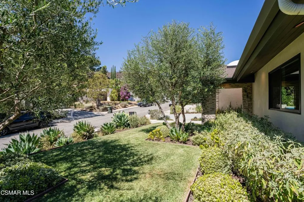 3214 Fermi Drive Topanga, CA 90290