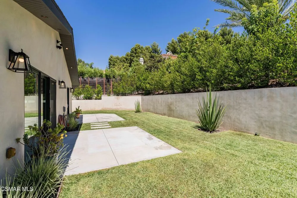 3214 Fermi Drive Topanga, CA 90290