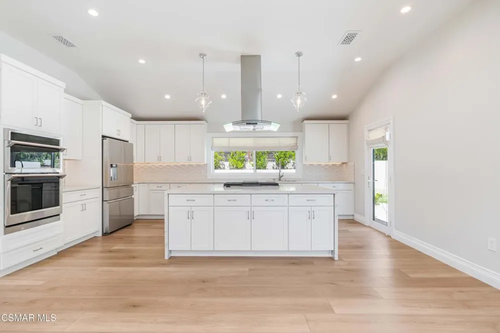 3214 Fermi Drive Topanga, CA 90290