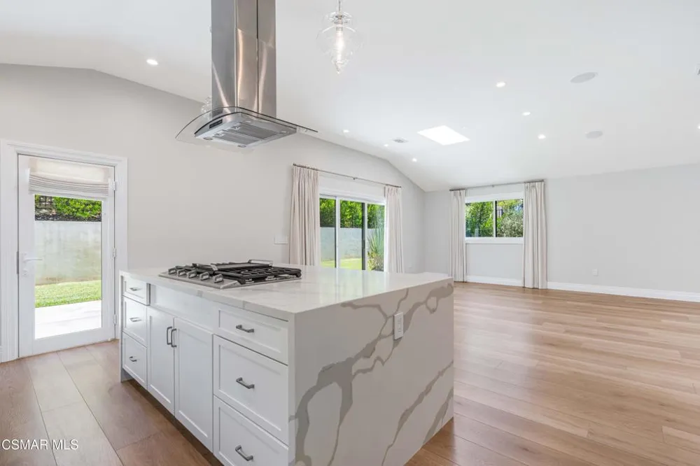 3214 Fermi Drive Topanga, CA 90290