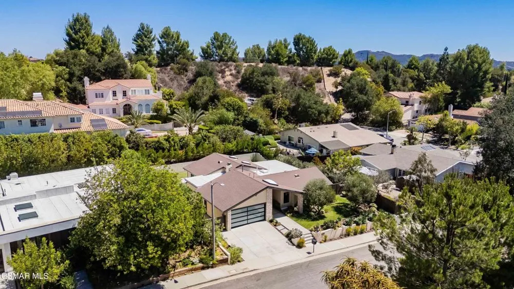 3214 Fermi Drive Topanga, CA 90290