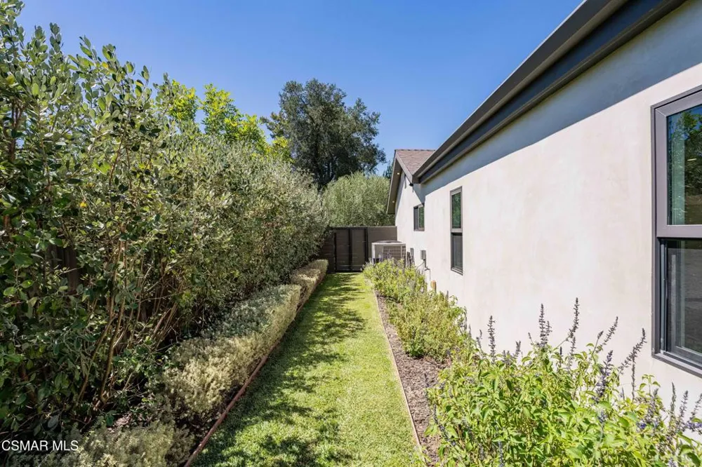3214 Fermi Drive Topanga, CA 90290