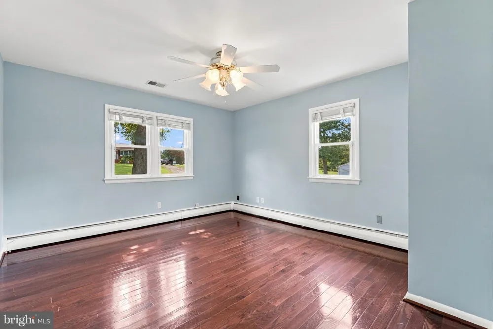8216 GREENWICH ROAD Catlett, VA 20119