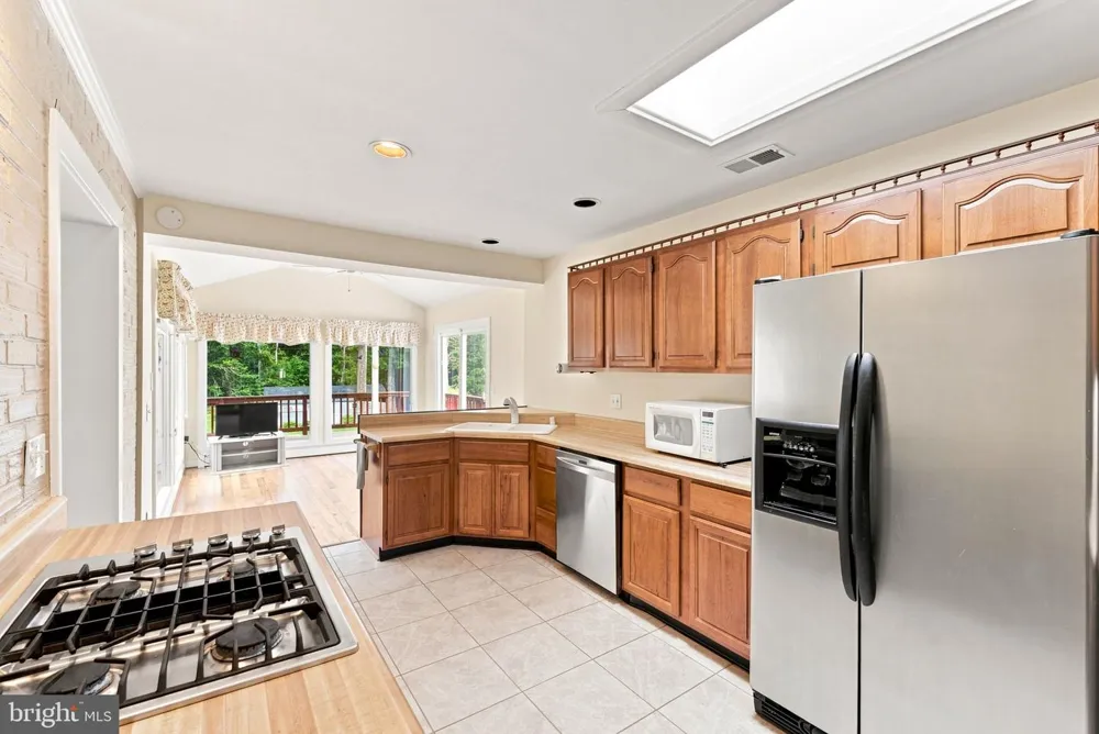 8216 GREENWICH ROAD Catlett, VA 20119