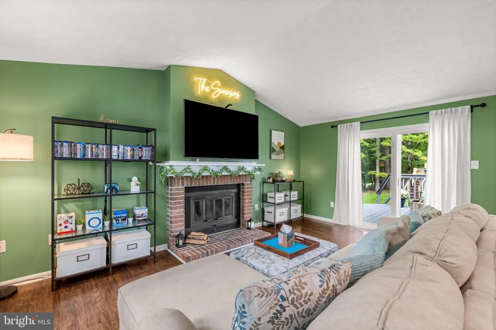 7122 UPPER MILLS CIRCLE Catonsville, MD 21228