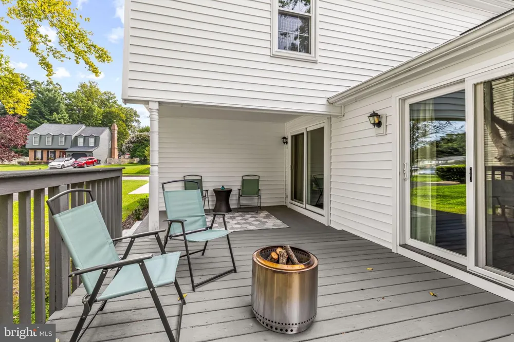 7122 UPPER MILLS CIRCLE Catonsville, MD 21228