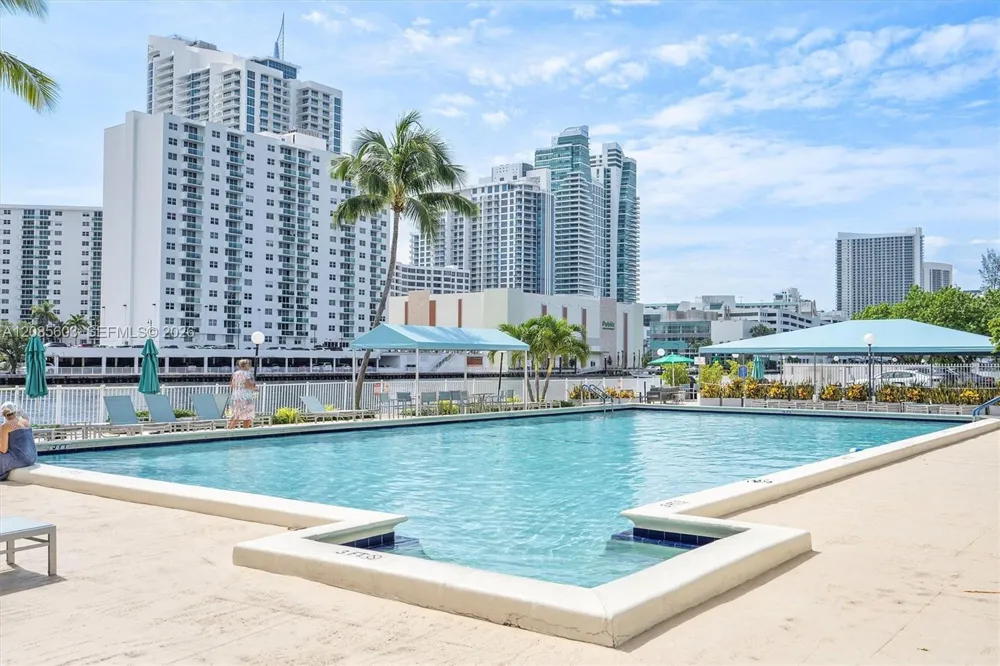 1000 Parkview Dr #220 Hallandale Beach, FL 33009