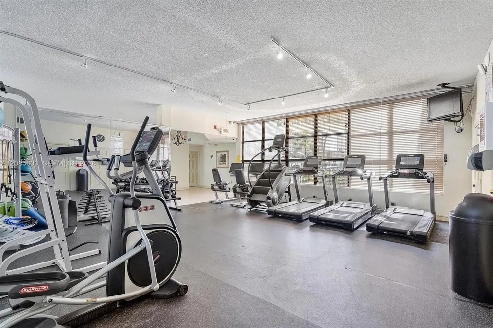 1000 Parkview Dr #220 Hallandale Beach, FL 33009
