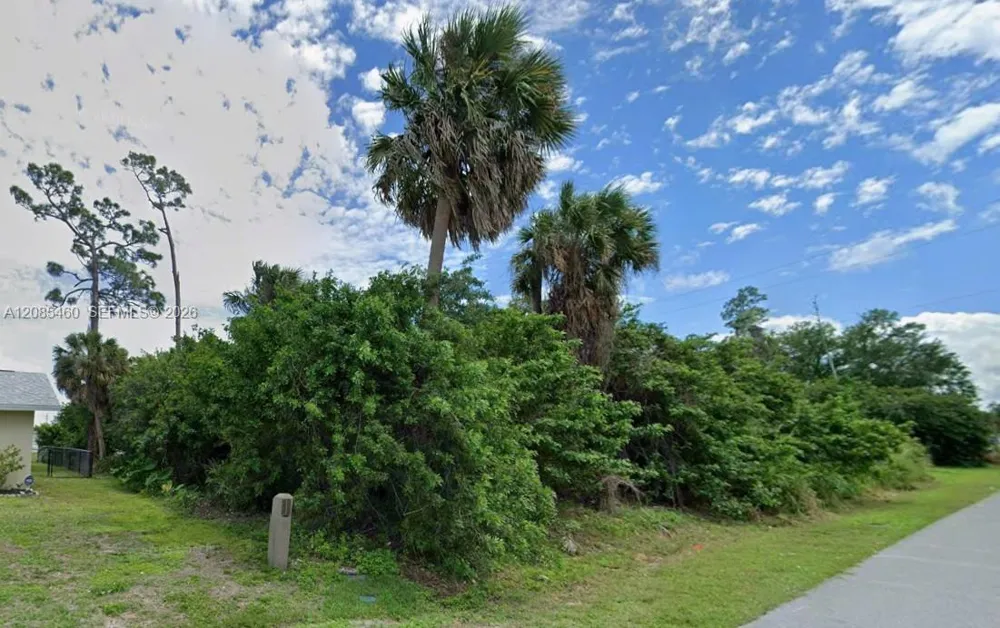 549 Ridgewood Street Port Charlotte, FL 33952