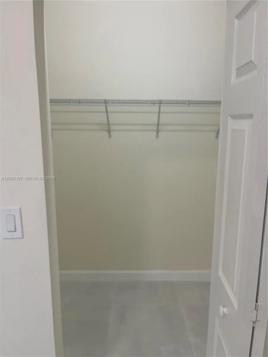 9373 W 33rd Way #9373 Hialeah, FL 33018