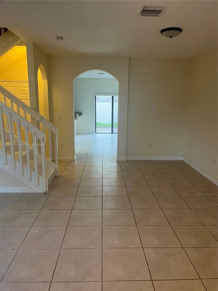 9373 W 33rd Way #9373 Hialeah, FL 33018