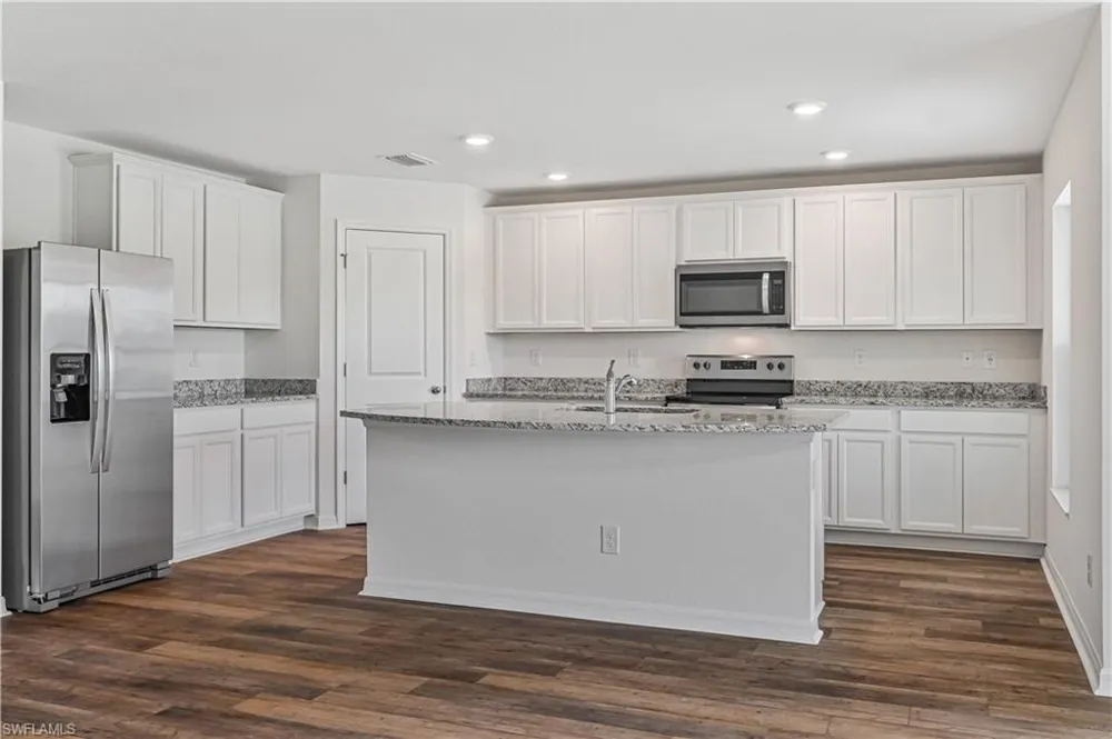 844 Gen D Macarthur Avenue Labelle, FL 33935