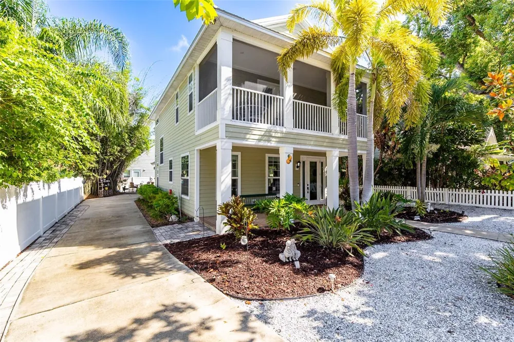 426 SCOTLAND ST Dunedin, FL 34698
