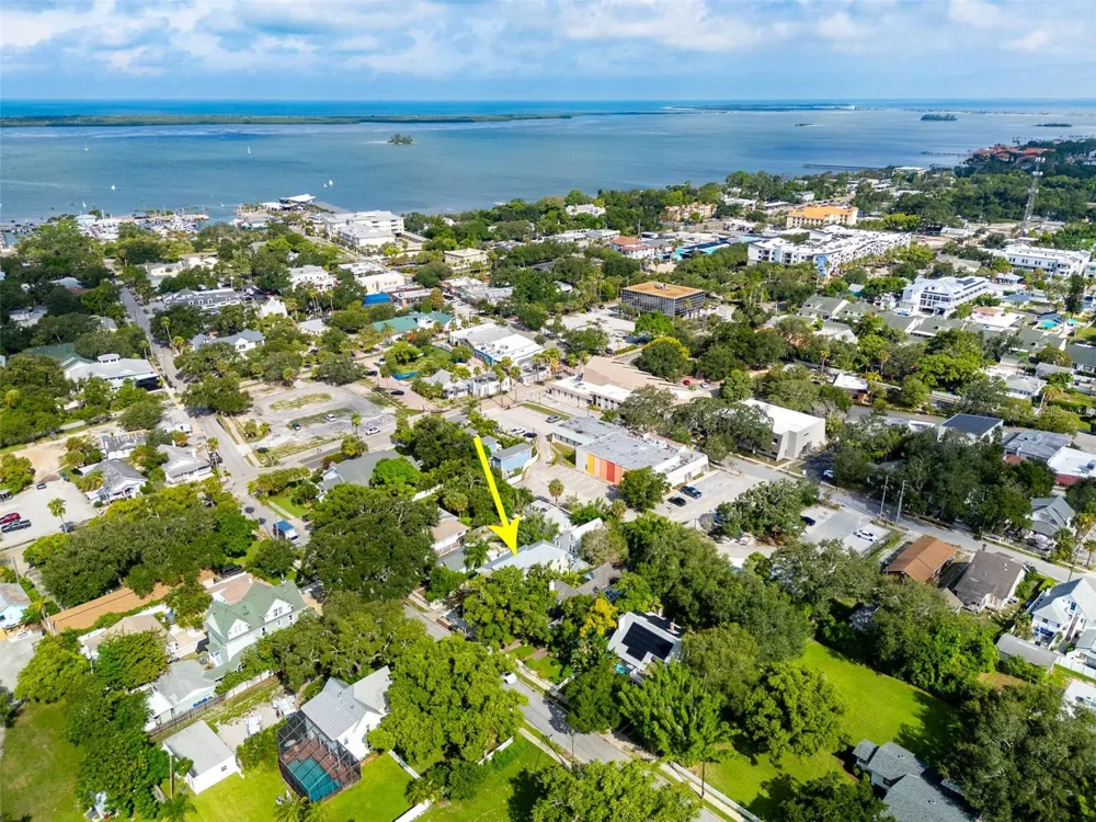 426 SCOTLAND ST Dunedin, FL 34698