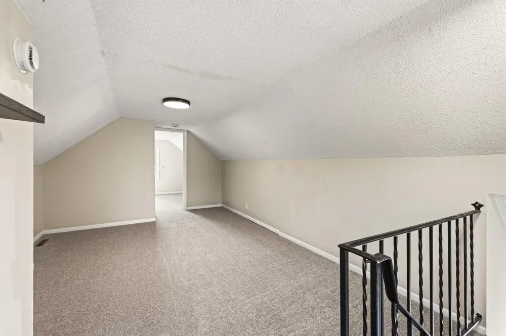 2057 Sherwood Avenue Saint Paul, MN 55119