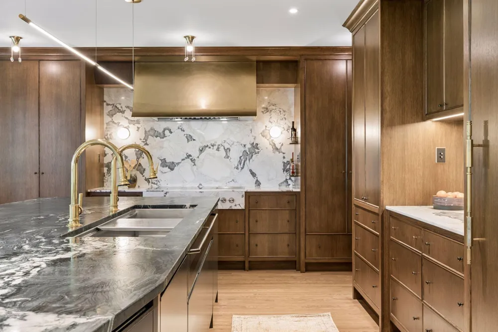 1930 Knox Avenue S Minneapolis, MN 55403