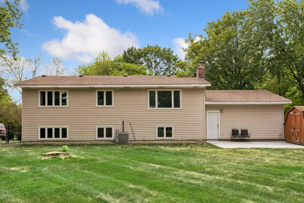10650 105th Avenue Maple Grove, MN 55369