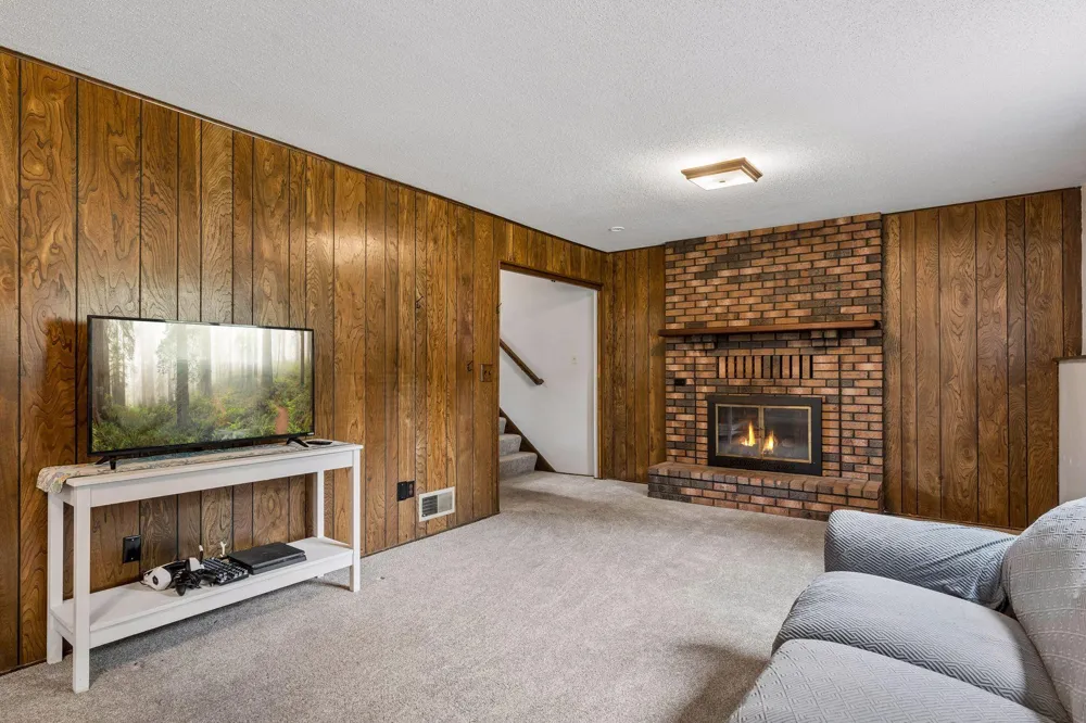 10650 105th Avenue Maple Grove, MN 55369