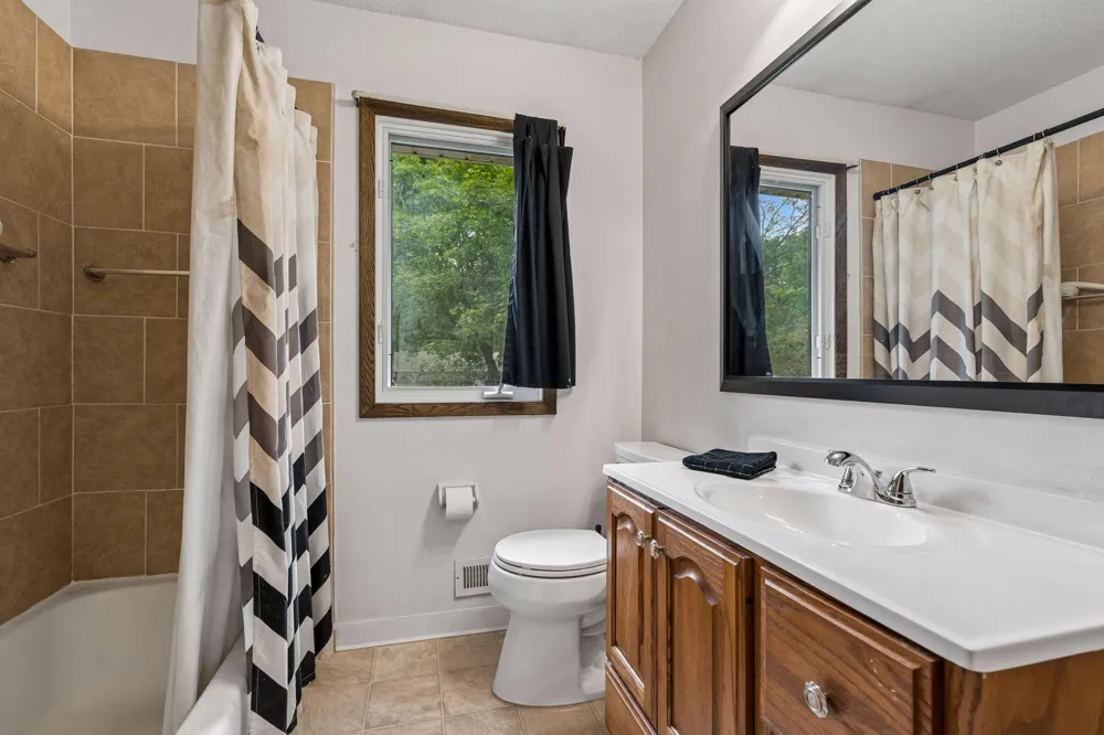 10650 105th Avenue Maple Grove, MN 55369
