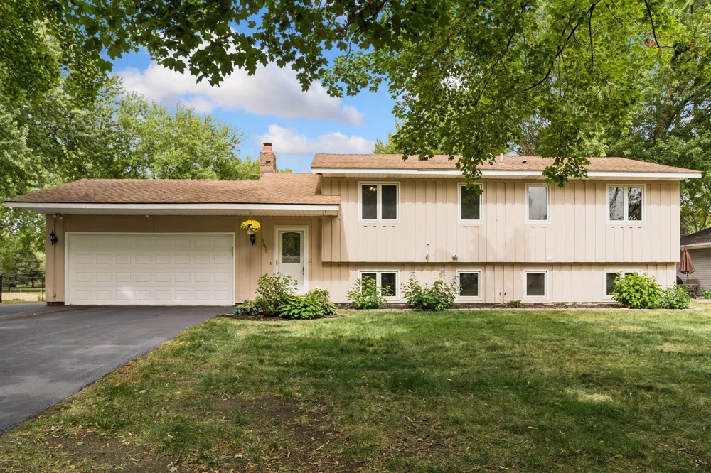 10650 105th Avenue Maple Grove, MN 55369