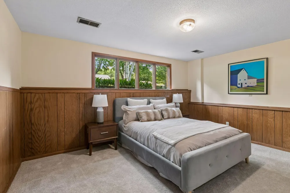 2700 Kyle Avenue Golden Valley, MN 55422