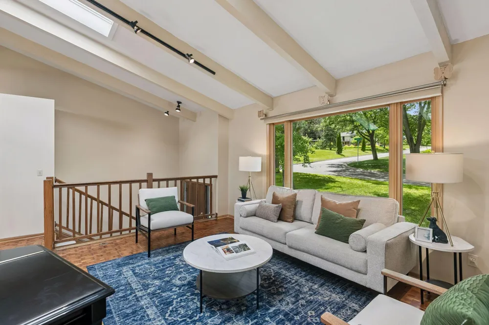 2700 Kyle Avenue Golden Valley, MN 55422