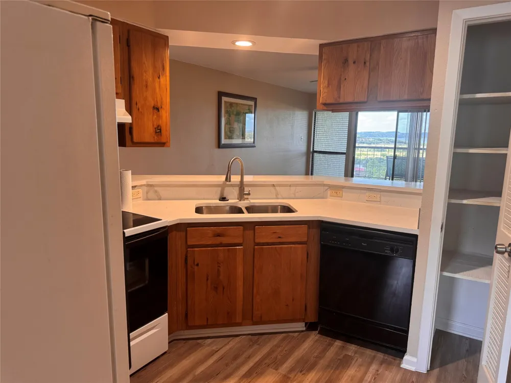 1256 Cougar Drive #6 Canyon Lake, TX 78133