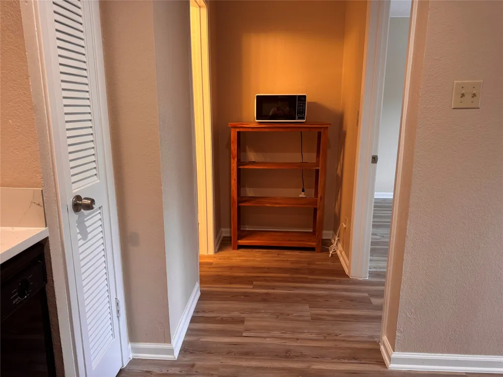 1256 Cougar Drive #6 Canyon Lake, TX 78133