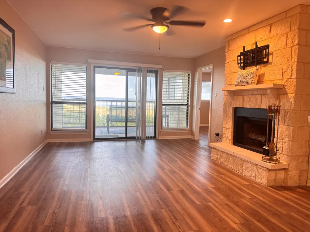 1256 Cougar Drive #6 Canyon Lake, TX 78133