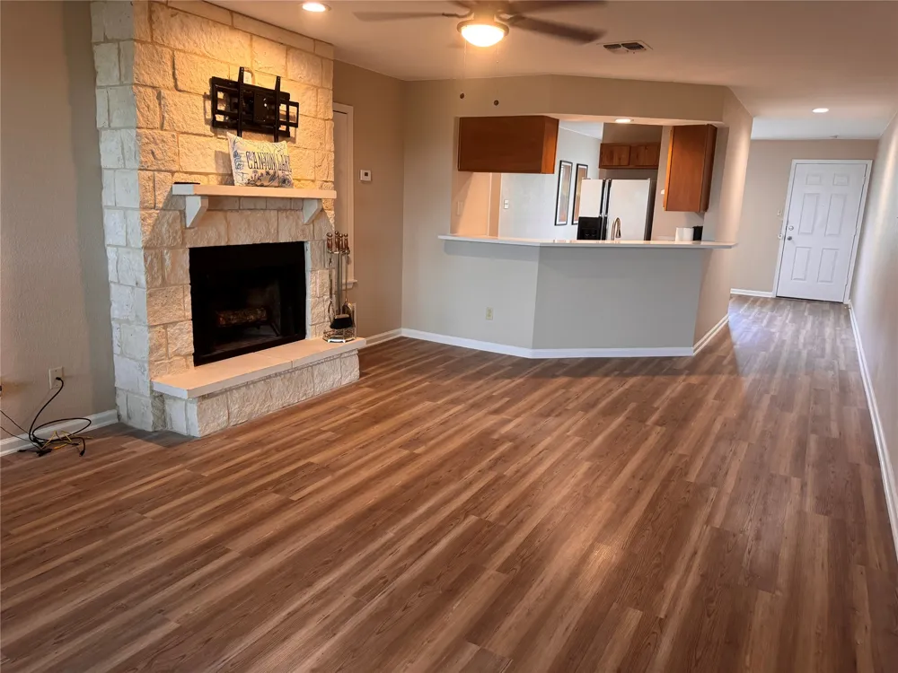 1256 Cougar Drive #6 Canyon Lake, TX 78133