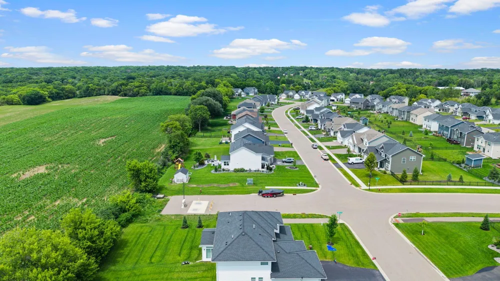 12677 Ardmore Avenue Rosemount, MN 55068