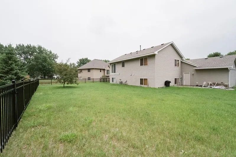 13474 Forrest Drive Becker, MN 55308