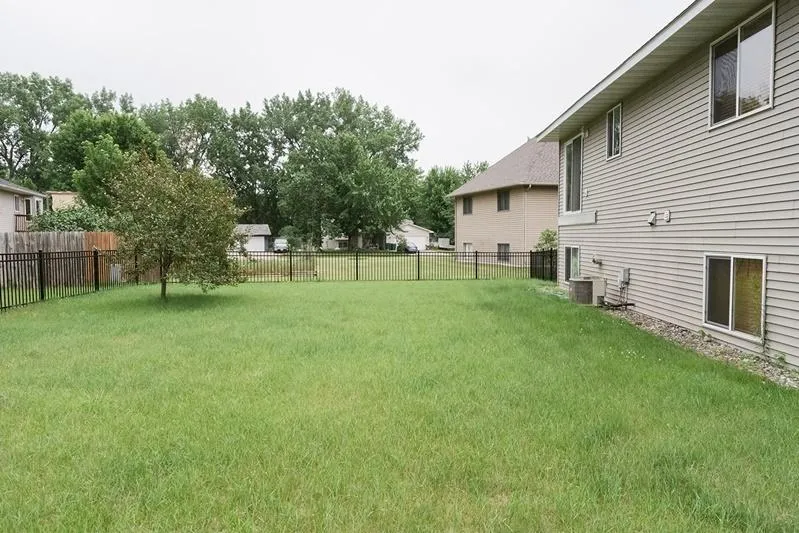 13474 Forrest Drive Becker, MN 55308