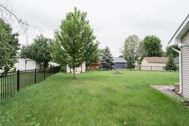 13474 Forrest Drive Becker, MN 55308