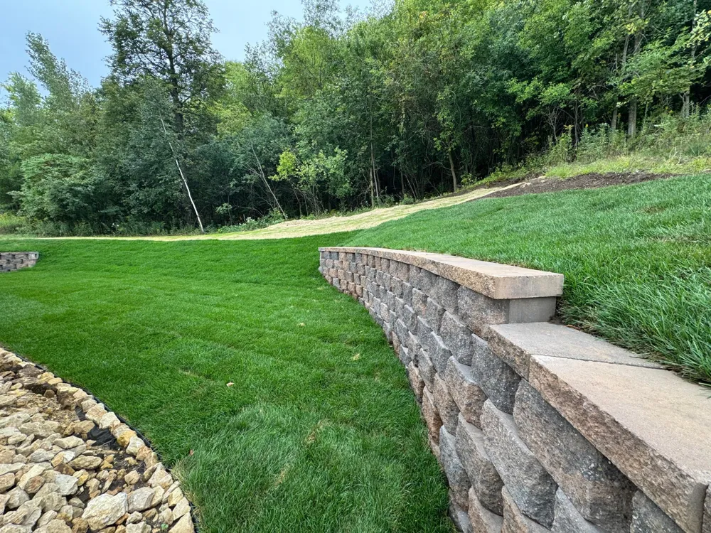 2563 Clubhouse Drive Lake City, MN 55041