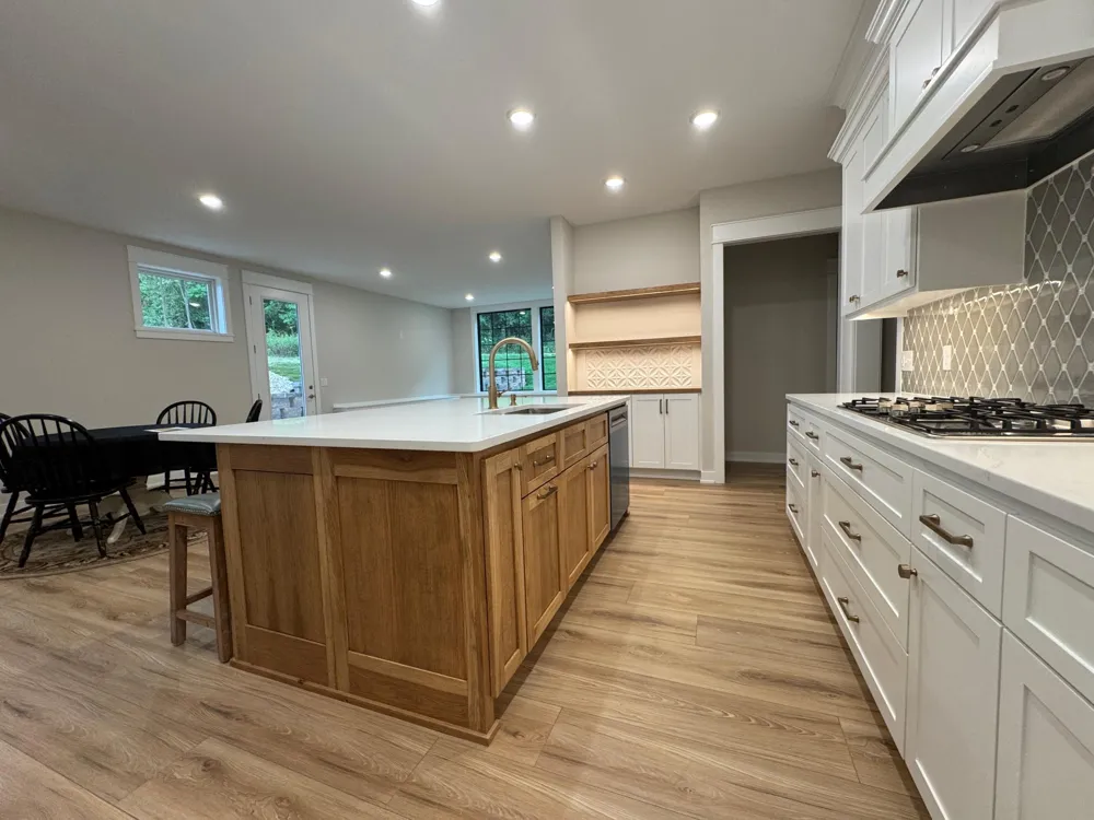 2563 Clubhouse Drive Lake City, MN 55041