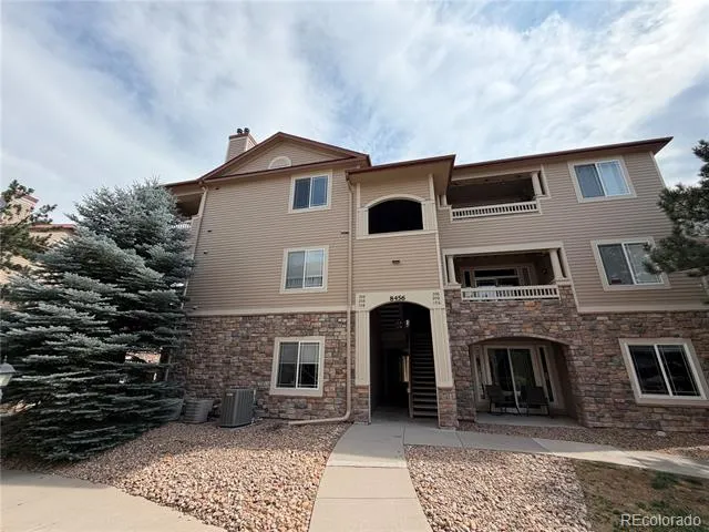 8456 S Hoyt Way #308 Littleton, CO 80128