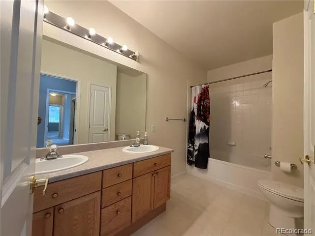 8456 S Hoyt Way #308 Littleton, CO 80128