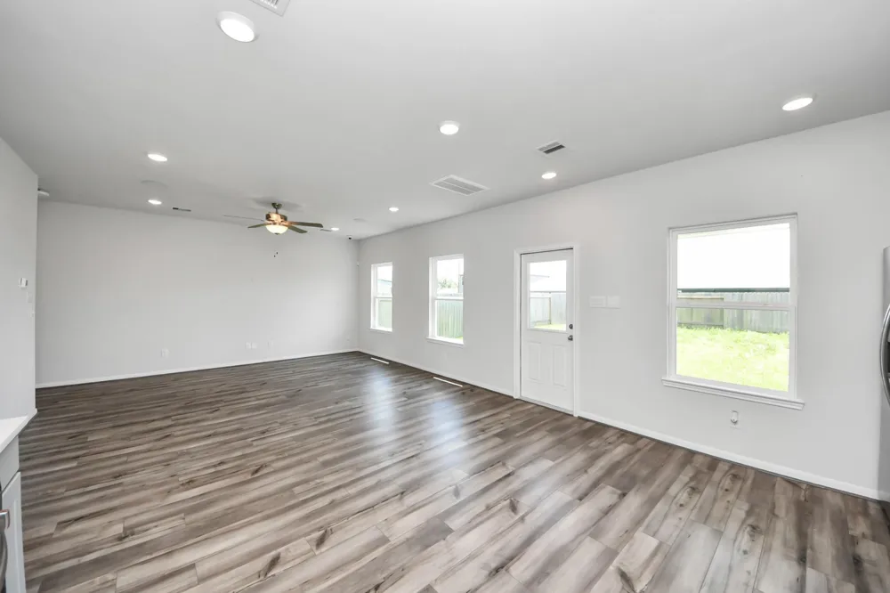 25666 Roy Rogers Road Splendora, TX 77372